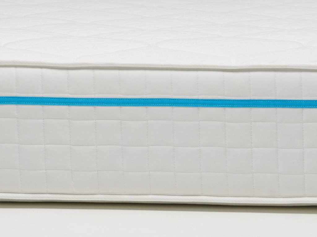 luxe velour hybrid mattress