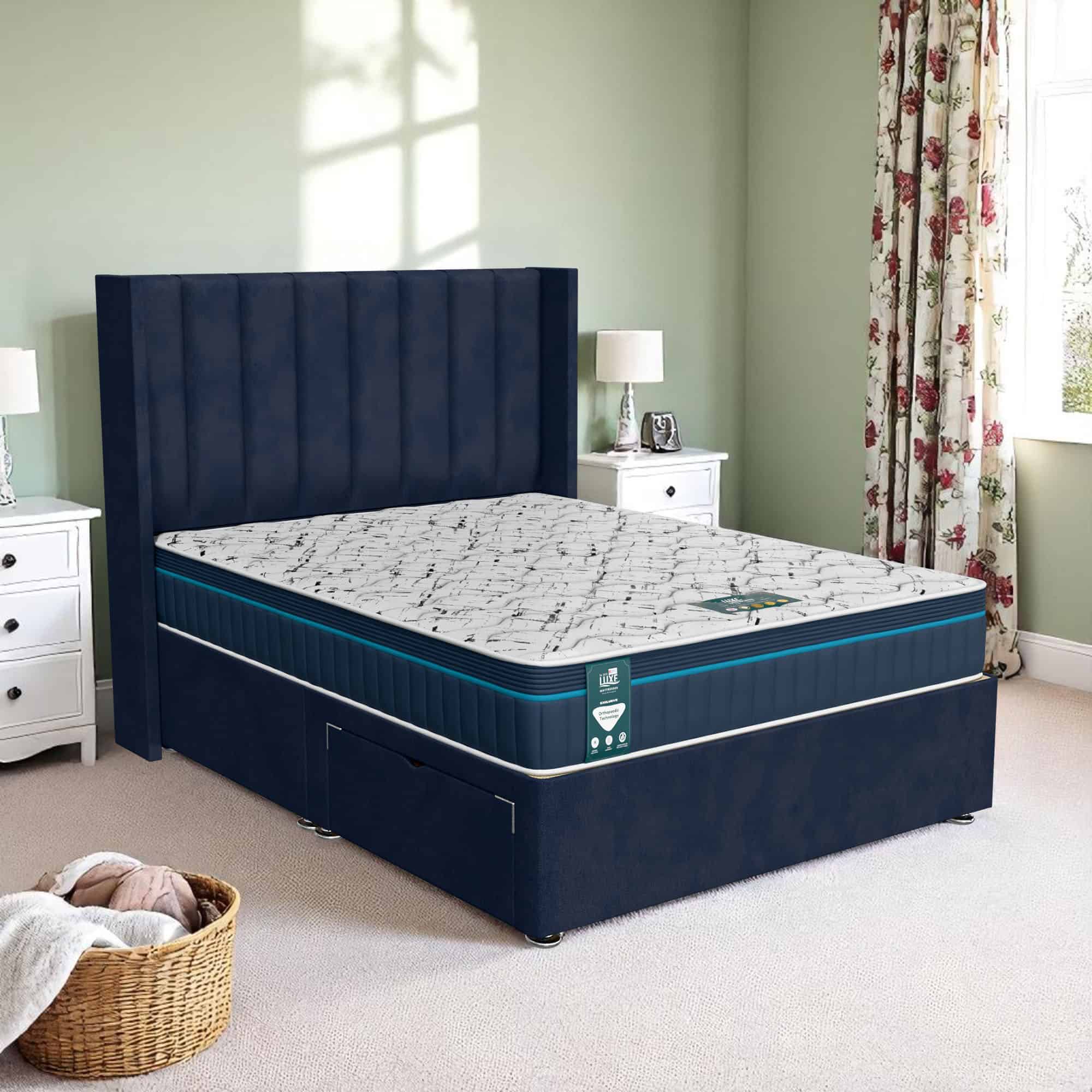 Venice Stripe Curved Divan-Dark - Venice Marine, Double 135 x 190 cm